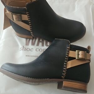 Spenco Women's Black and Tan Ankle Boots Size 8